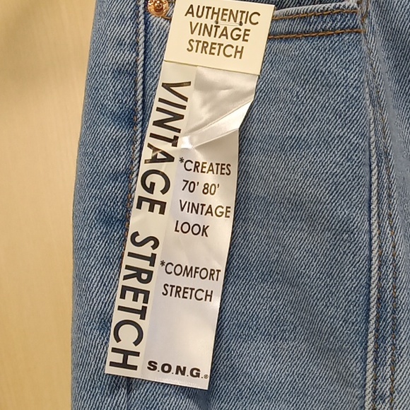 S.O.N.G Mom Jeans - Picture 5 of 6